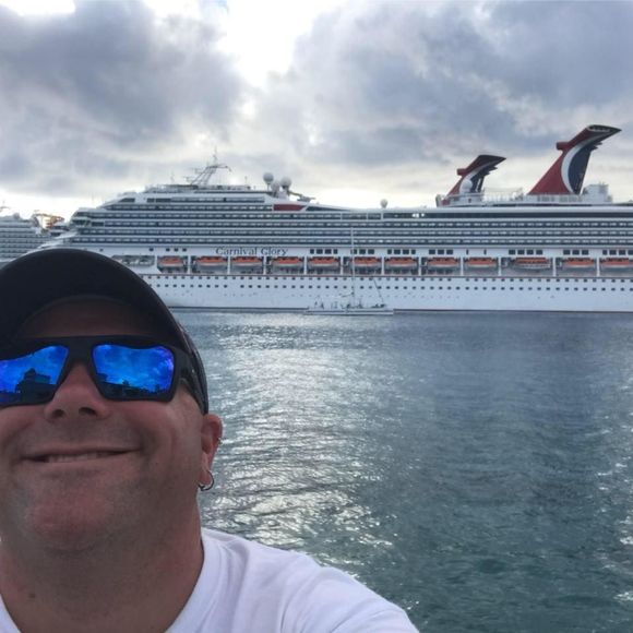 Meet your Posher, Eddie - Picture 1 of 1